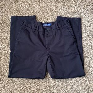 Izod dark navy chino pants size 32x30